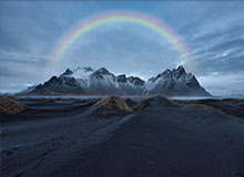 17c网页版： 我还以为能忍，视频制作刷着刷着我就不对劲了你站哪边？